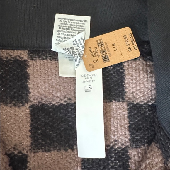 Checkered Fleece Sherpa Pullover - Picture 2 of 3